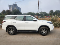 Toyota Fortuner 2.7 MT Petrol