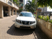 White Nissan Terrano XL PLUS 85