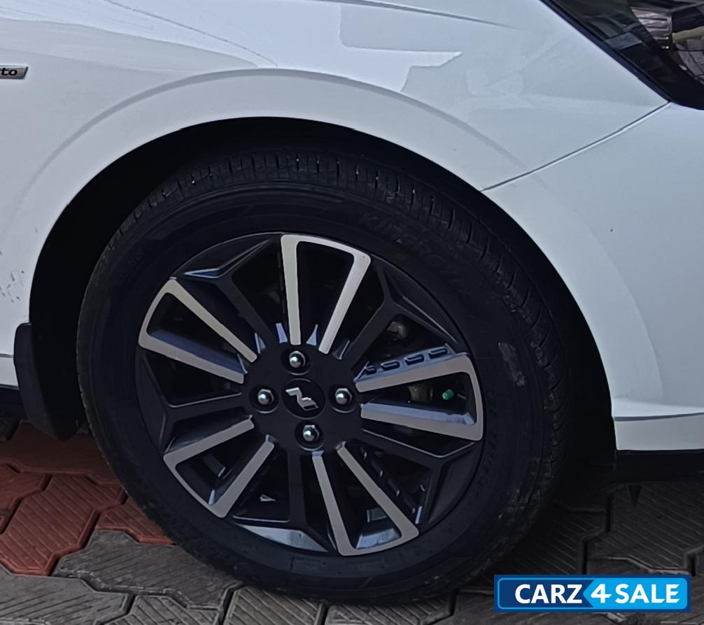 Hyundai i20 Sports automatic