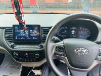 Black Hyundai Verna SX