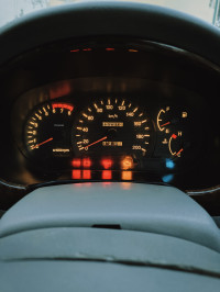 White Hyundai Accent CNG