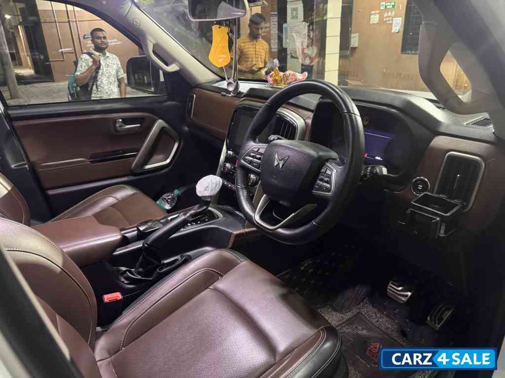 Everest White Mahindra  Scorpio N