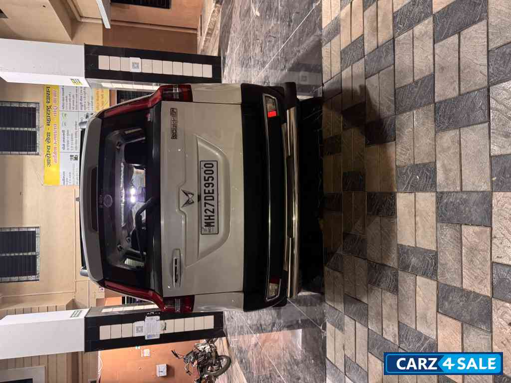 Everest White Mahindra  Scorpio N