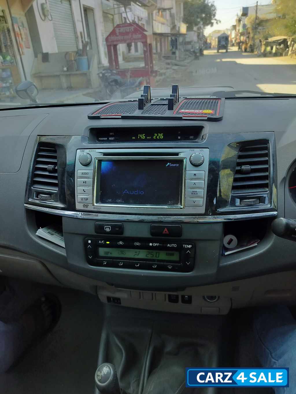 Toyota Fortuner 4x4 manual