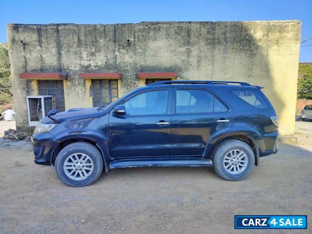 Toyota Fortuner 4x4 manual