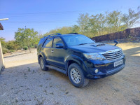 Toyota Fortuner 4x4 manual
