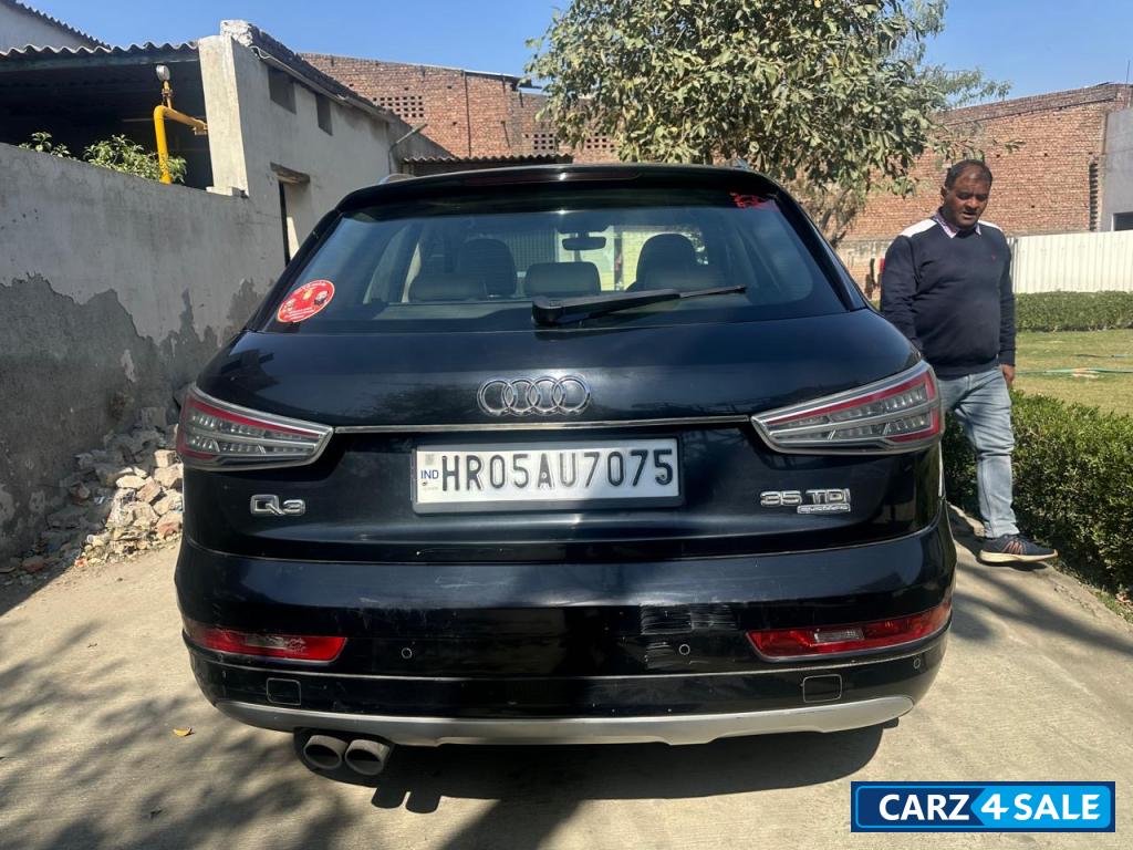 Audi Q3 Premium plus sunroof 35 tdi