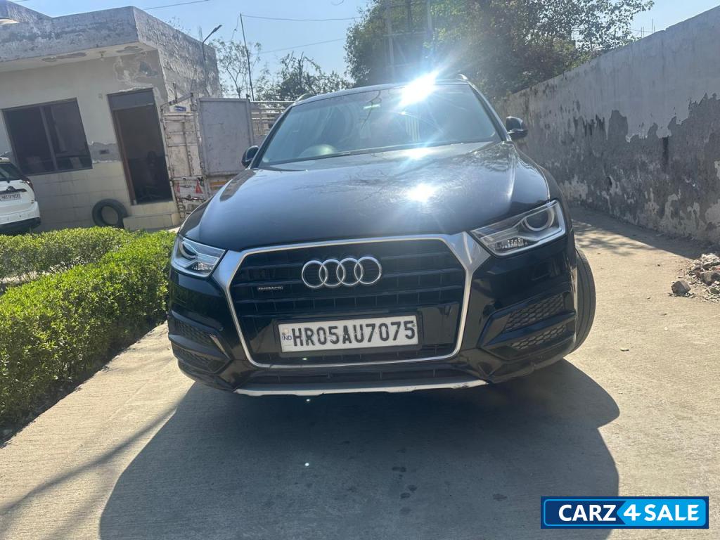 Audi Q3 Premium plus sunroof 35 tdi