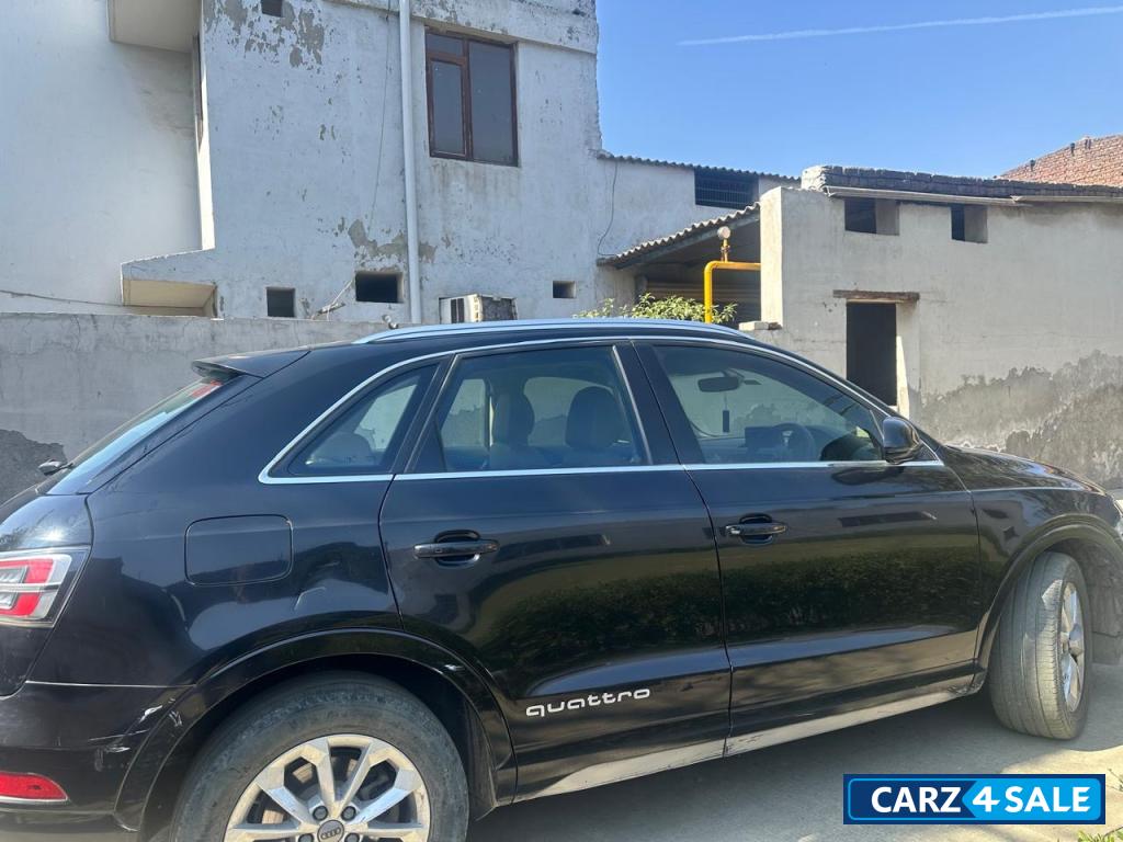 Audi Q3 Premium plus sunroof 35 tdi