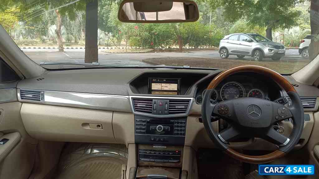 Cherry Brown Mercedes-Benz E-Class E250 Elegance