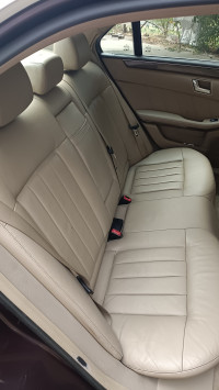 Cherry Brown Mercedes-Benz E-Class E250 Elegance