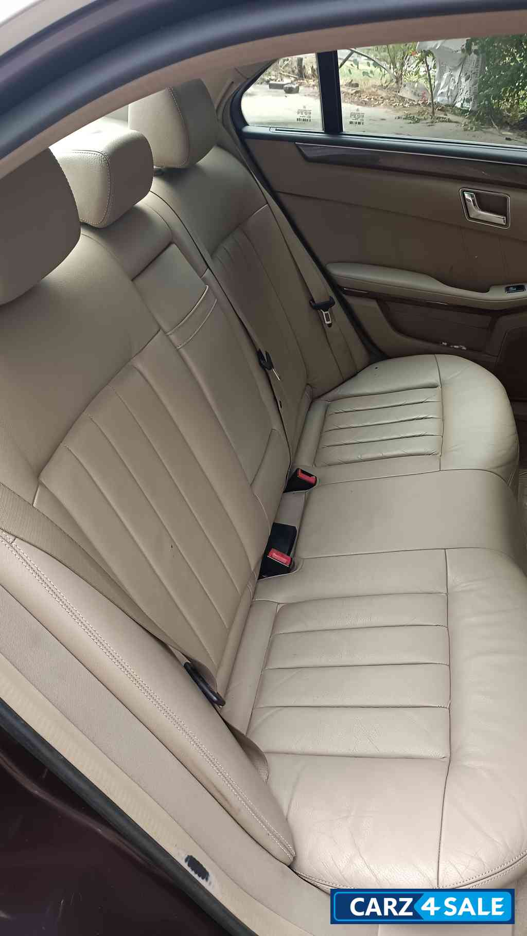 Cherry Brown Mercedes-Benz E-Class E250 Elegance