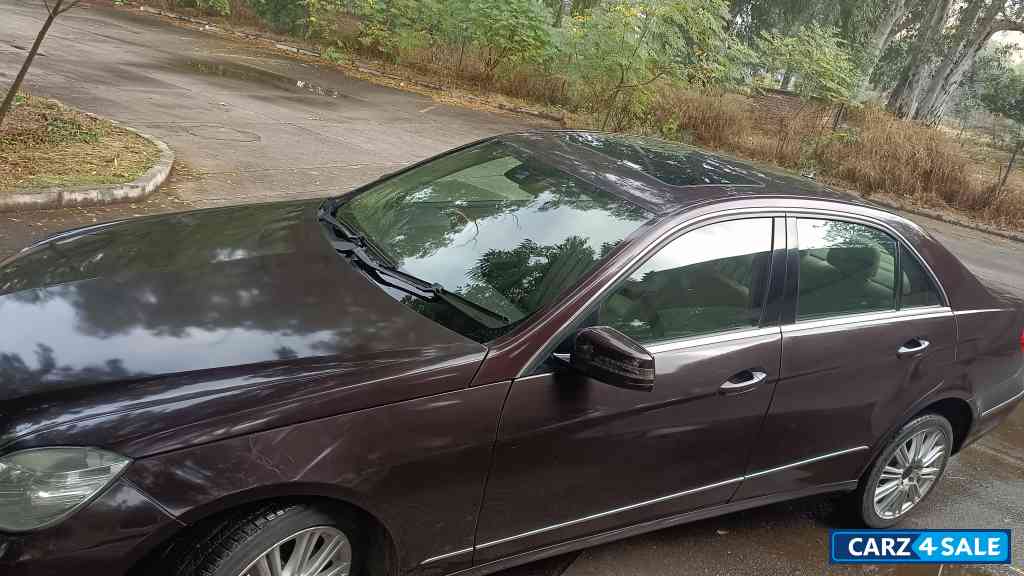 Cherry Brown Mercedes-Benz E-Class E250 Elegance