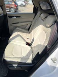 MG Hector Sharp 2.0 MT Diesel