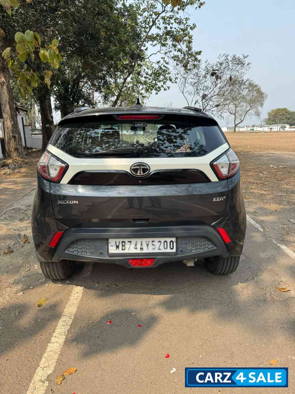 Glasgow Grey Tata Nexon XZA+ Diesel