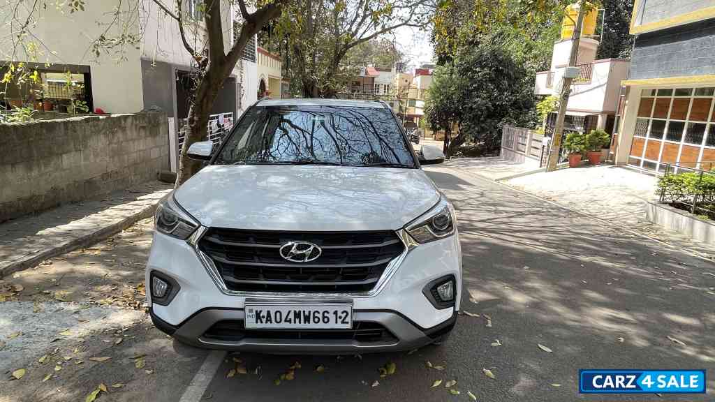 Polar White Hyundai Creta SX VTVT Automatic