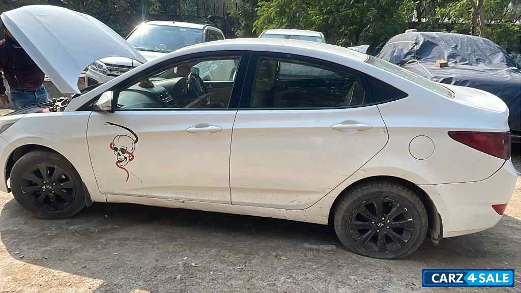 Hyundai Verna Fludic 1.6vtvt sx