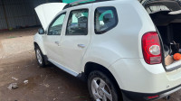 White Renault Duster 110 rxz