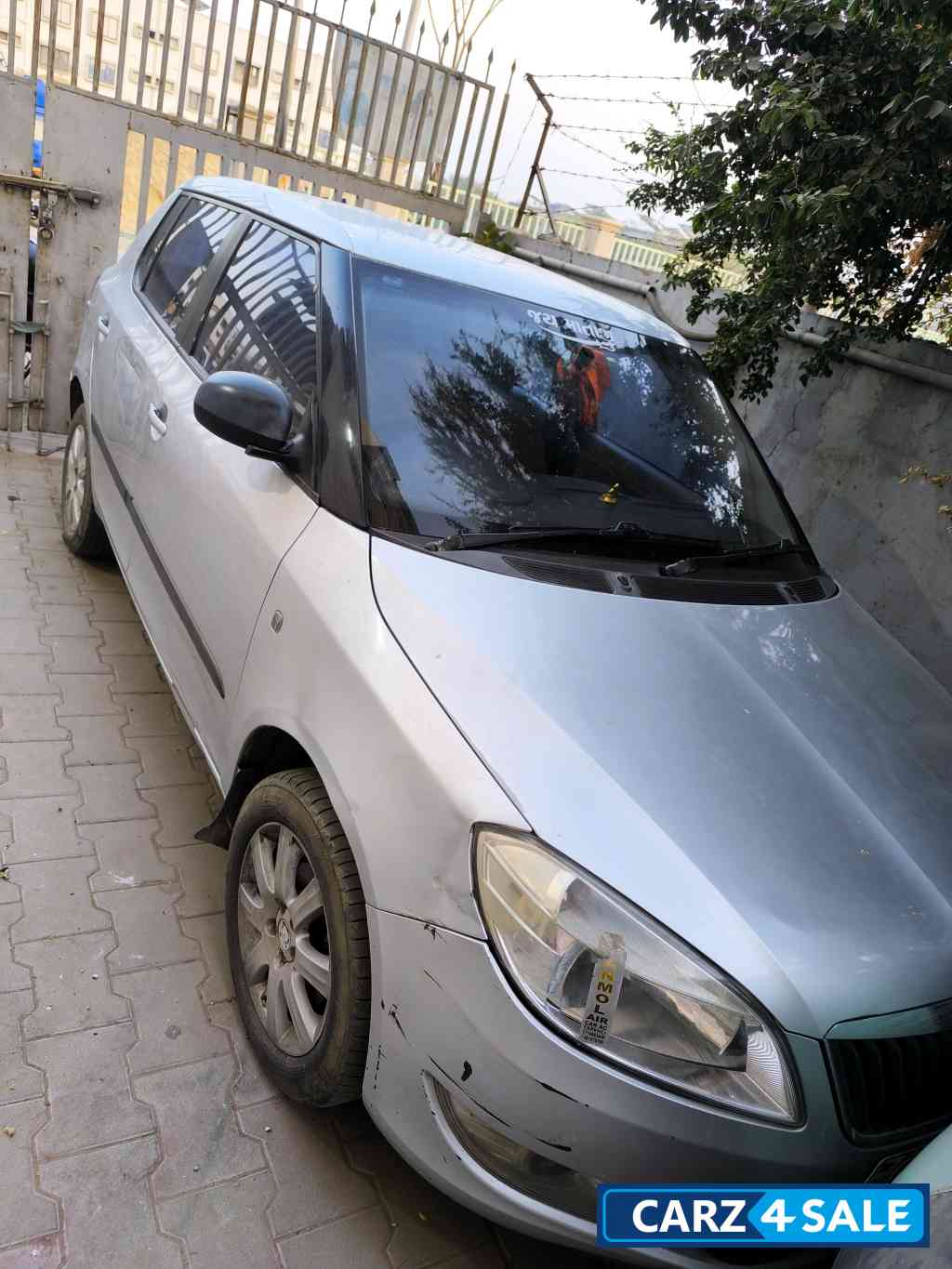 Silver Skoda Fabia 1.2 Elegance