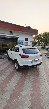 White Hyundai Creta SX Plus