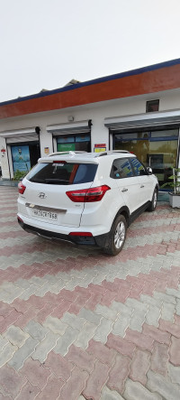 White Hyundai Creta SX Plus