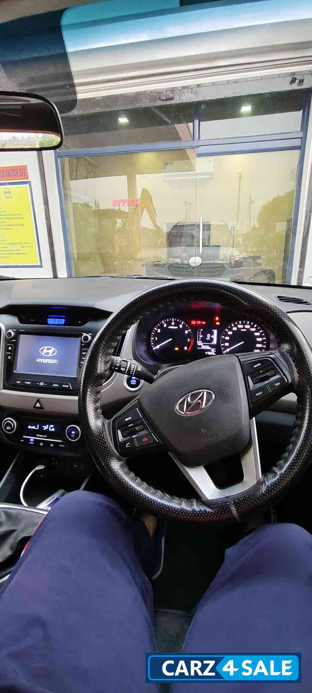 White Hyundai Creta SX Plus