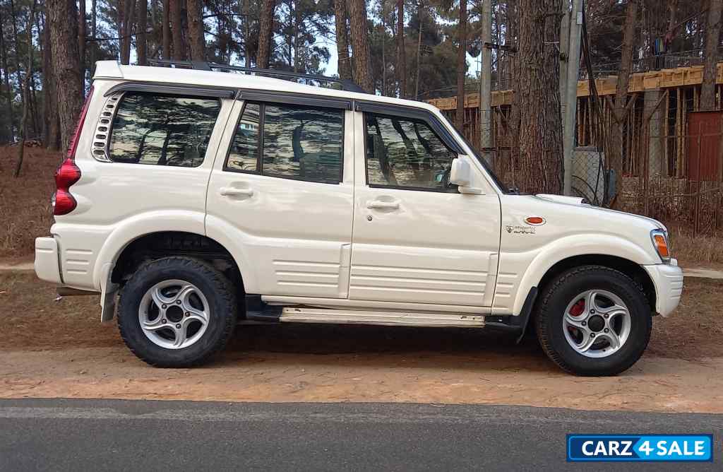 Mahindra Scorpio Mhawk