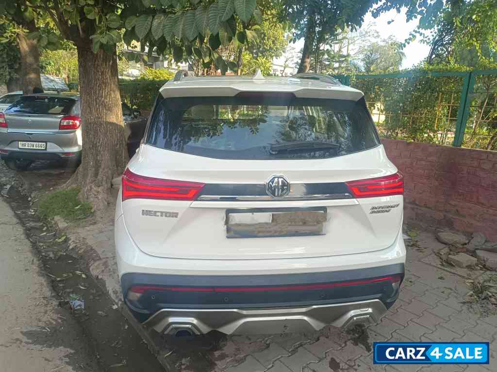 MG Hector Sharp MG Hector Sharp