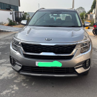 Steel Silver Kia Seltos HTX+