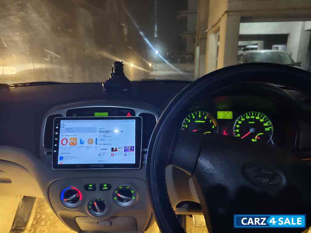 R Earth Hyundai Verna 1.6 VTVT