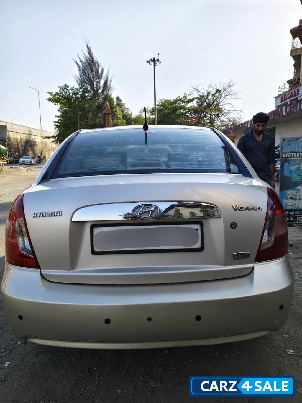 R Earth Hyundai Verna 1.6 VTVT