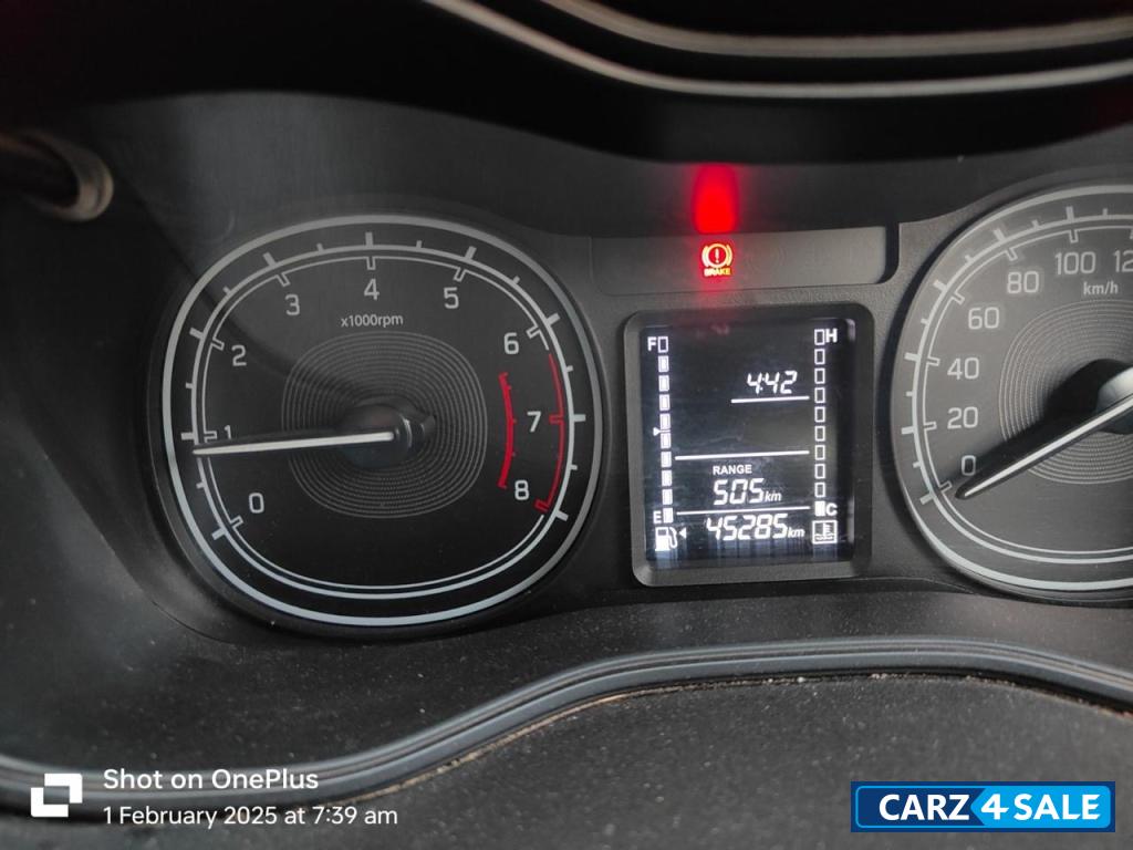 Toyota Urban Cruiser 1.5 MID GRADE MT