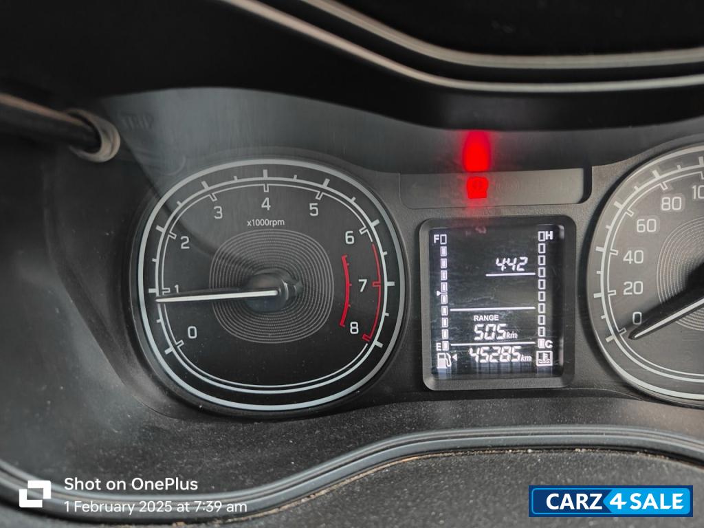 Grey Toyota Urban Cruiser 1.5 MID GRADE MT