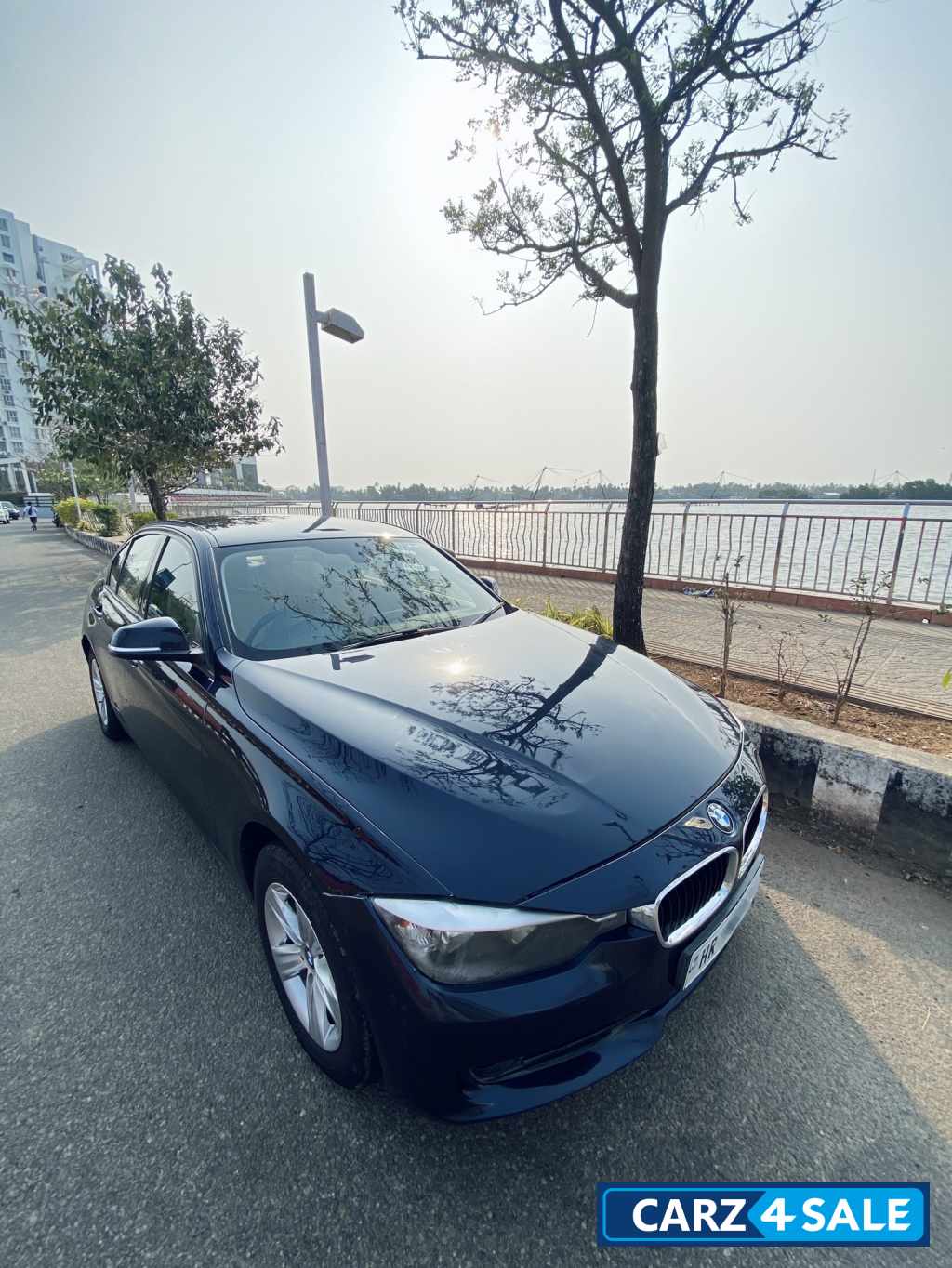 Blue BMW 3-Series 320 D