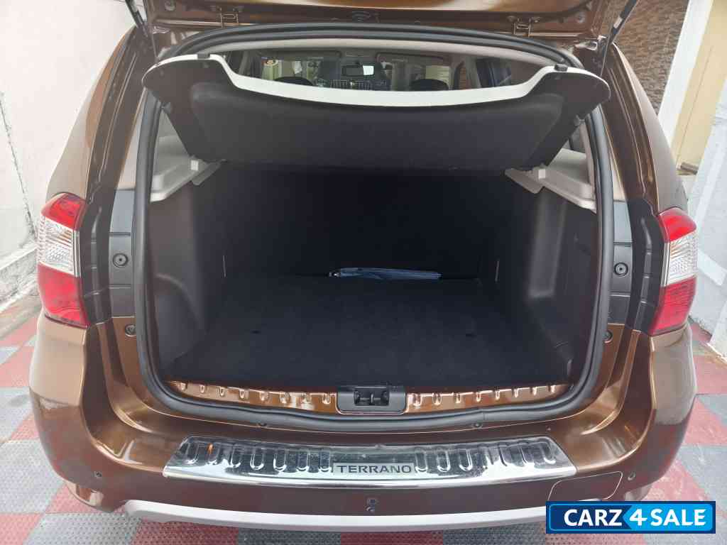 Nissan Terrano XV Premium AMT Diesel