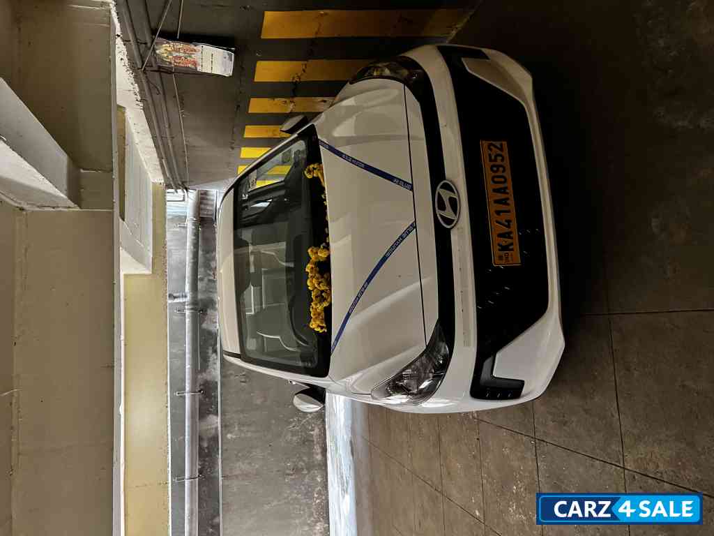 Hyundai Aura Sx cng 1.2