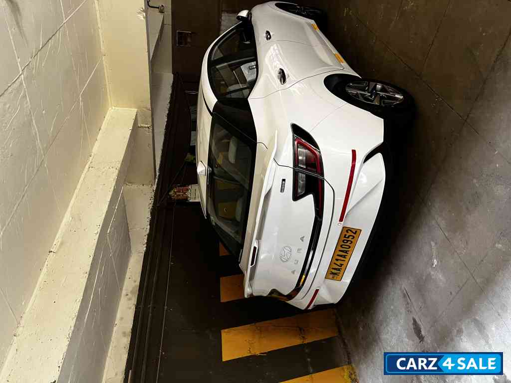 Hyundai Aura Sx cng 1.2