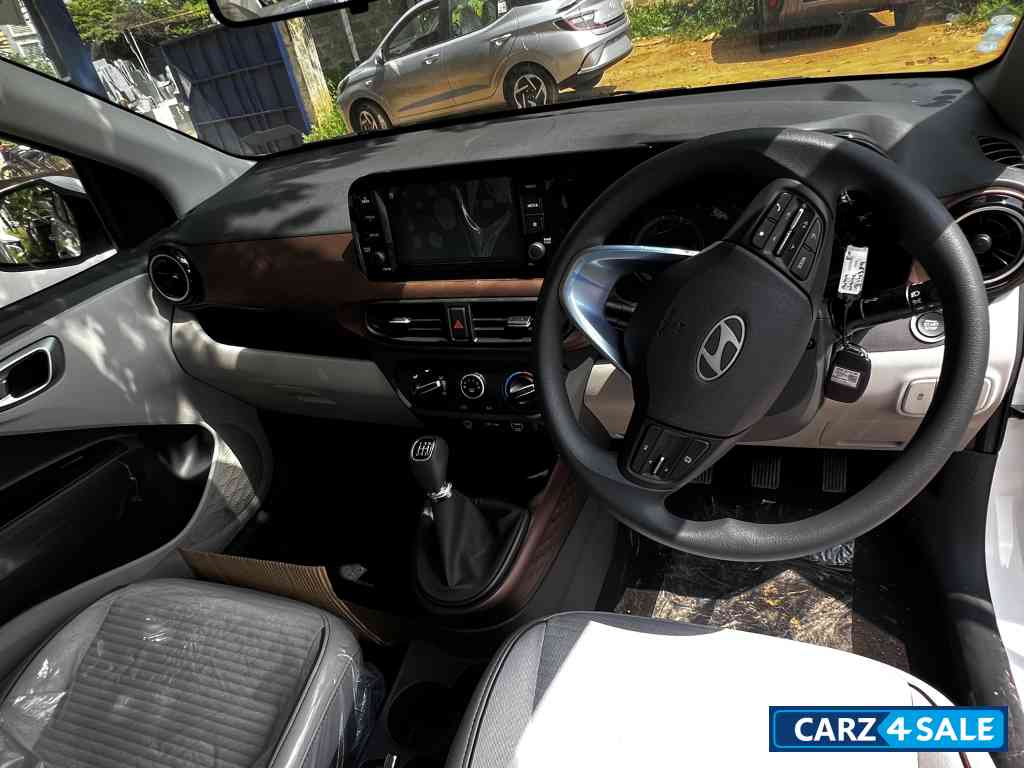 Hyundai Aura Sx cng 1.2