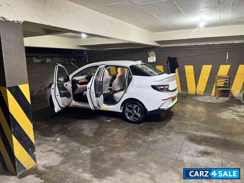 Hyundai Aura Sx cng 1.2