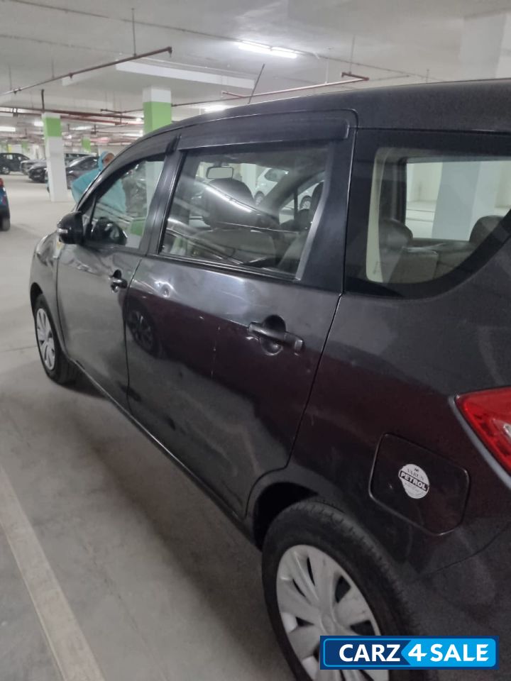 Maruti Suzuki Ertiga VXI Maruti Suzuki Ertiga VXI