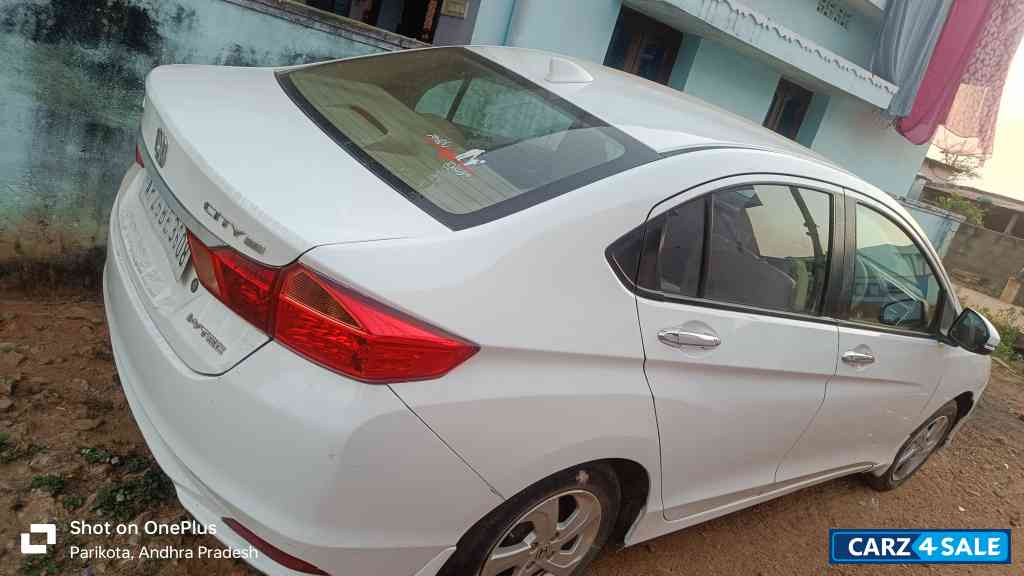 Honda City I-VTEC Honda City I-VTEC