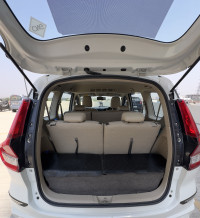 White Maruti Suzuki Ertiga VXI O CNG