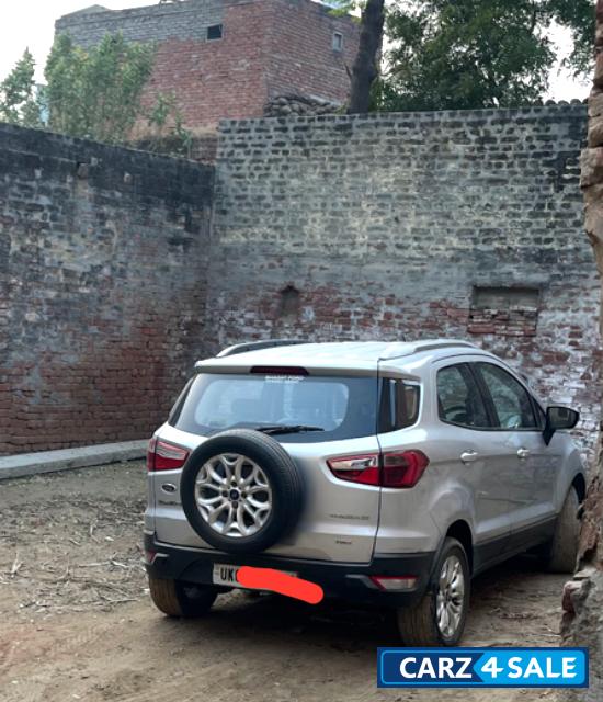 Ford Ecosport Titanium plus 1.5 MT