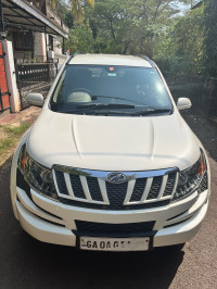 Mahindra XUV 500 W8