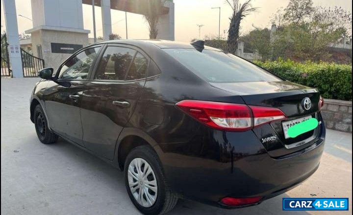 Toyota Yaris 1.5 G MT