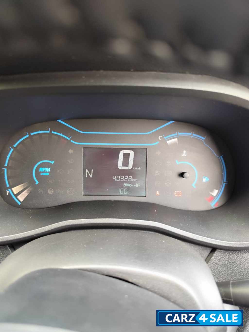 Zenskar Blue Renault Kwid Climber AMT optional