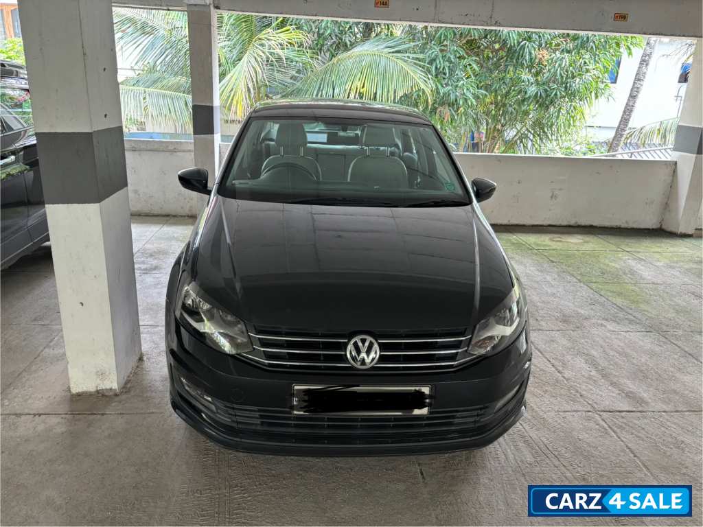 Carbon Steel Volkswagen Vento Confortline 1.2 L turbo TSI automatic