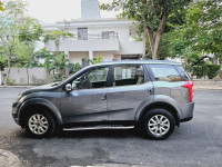 Mahindra XUV 500 W10 AUTOMATIC TOP MODEL