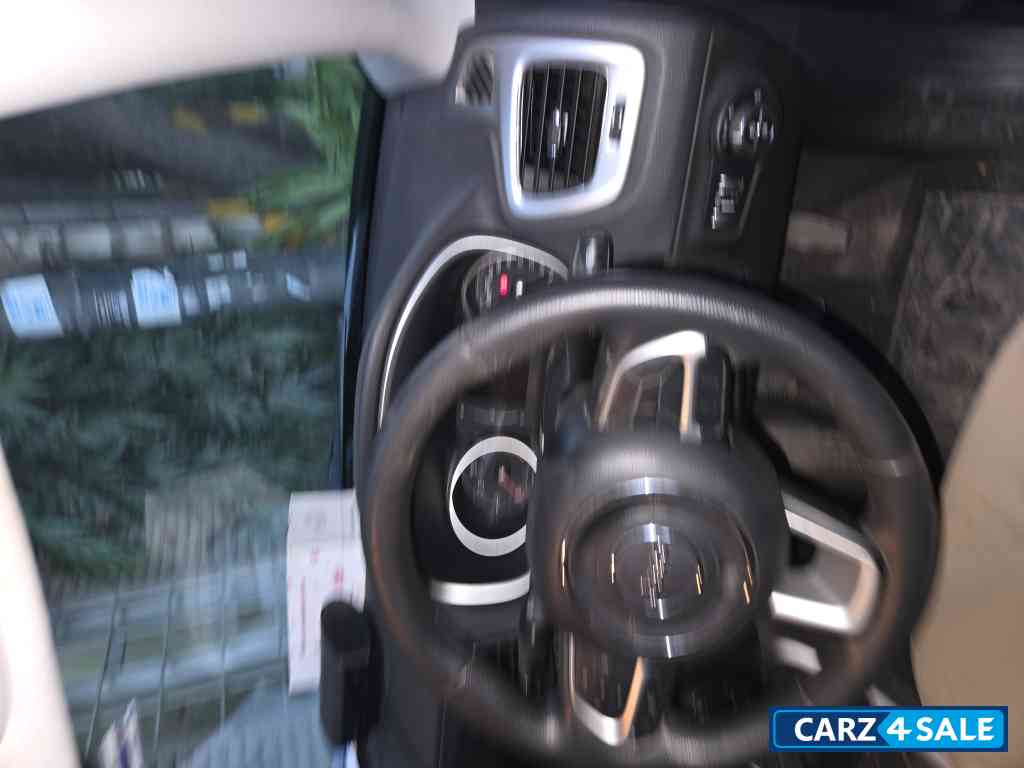 Jeep Compass Longitude