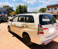 Toyota Innova 2.5 G